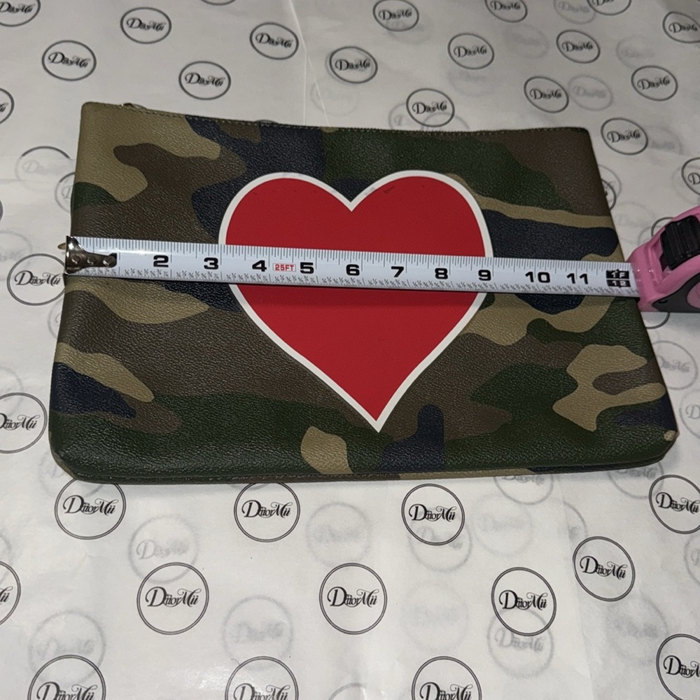 Banana Republic Leather Clutch - Picture 4 of 5